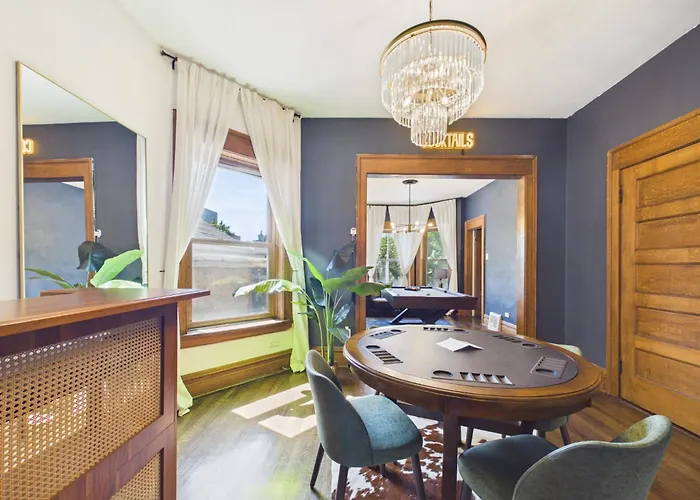 The Wrigleyville Art Deco Executive Garage Appartamento *